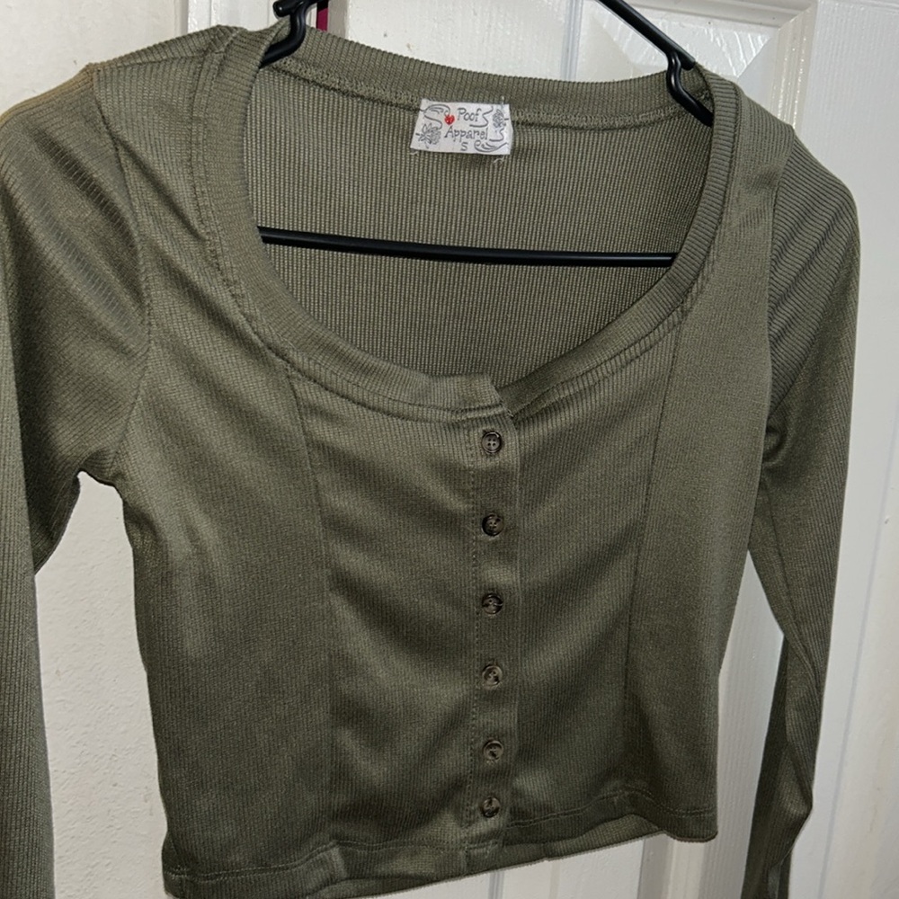 Wore about 2 times, selling know